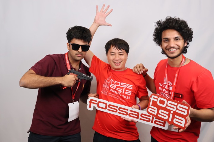 At the FOSSASIA Summit booth with Quan and Vedansh